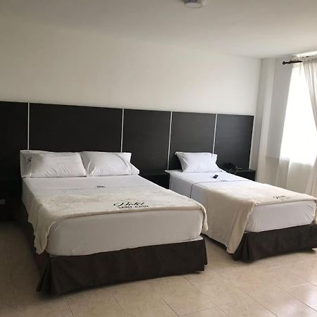 Hotel Saint John Medellín Kültér fotó