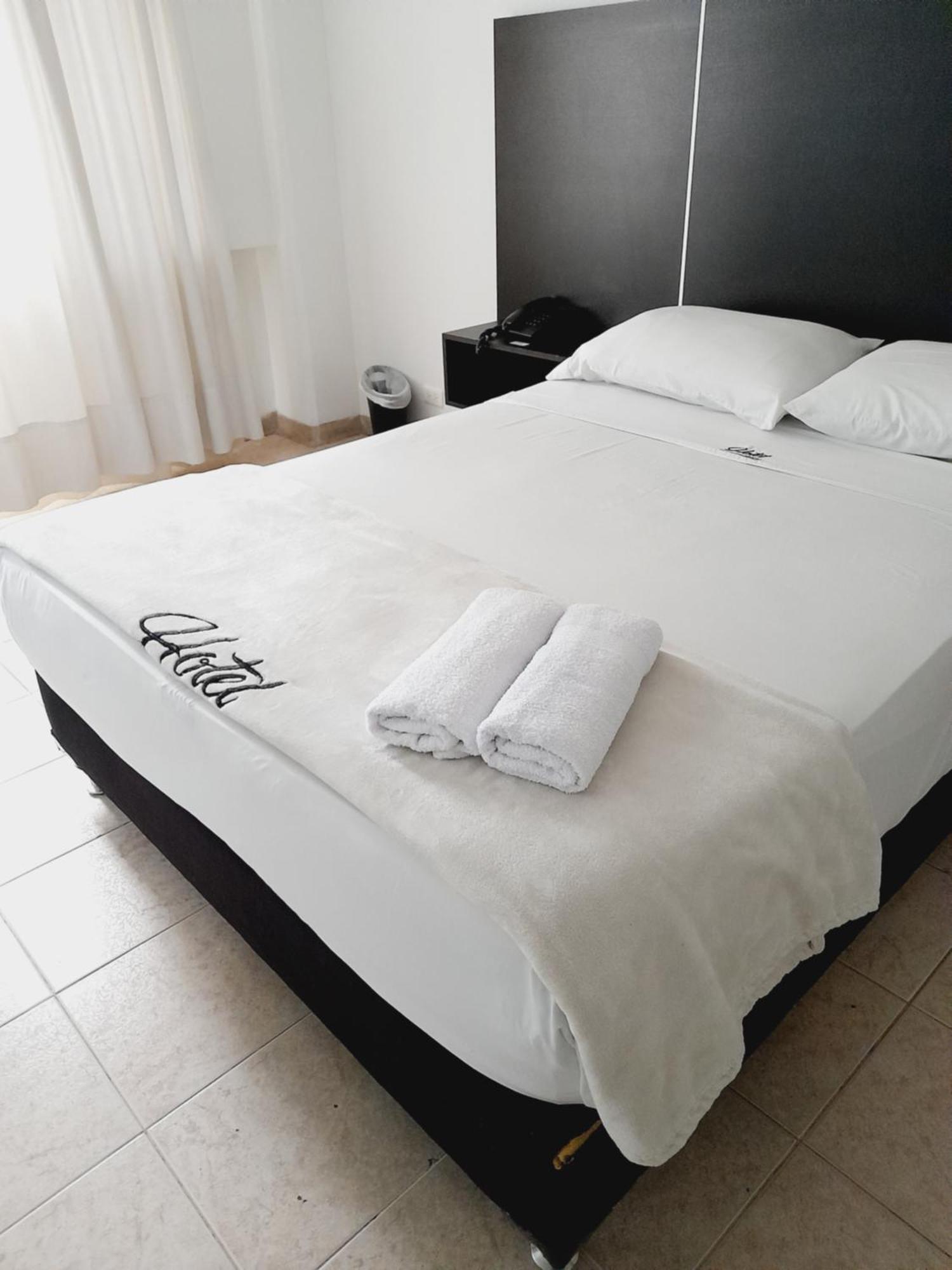 Hotel Saint John Medellín Kültér fotó